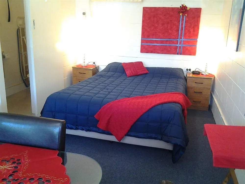 Top Spot Motel Maroochydore 3*,